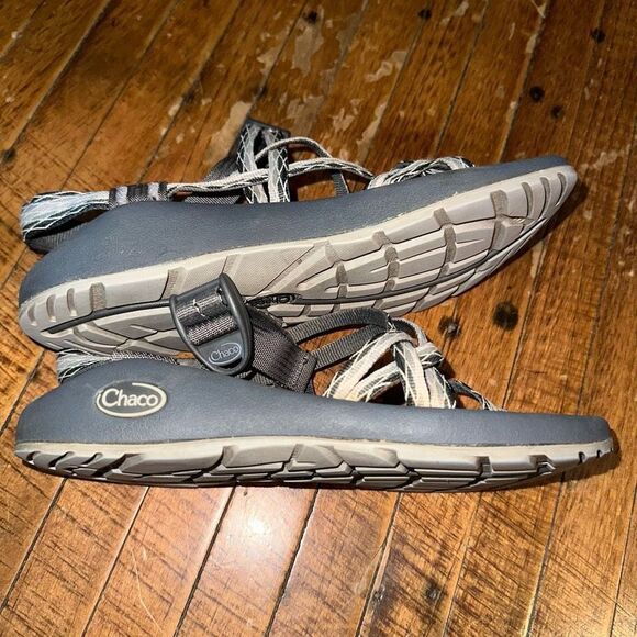 Chacos gray double strap classic size 7 hiking sandals - Picture 7 of 8